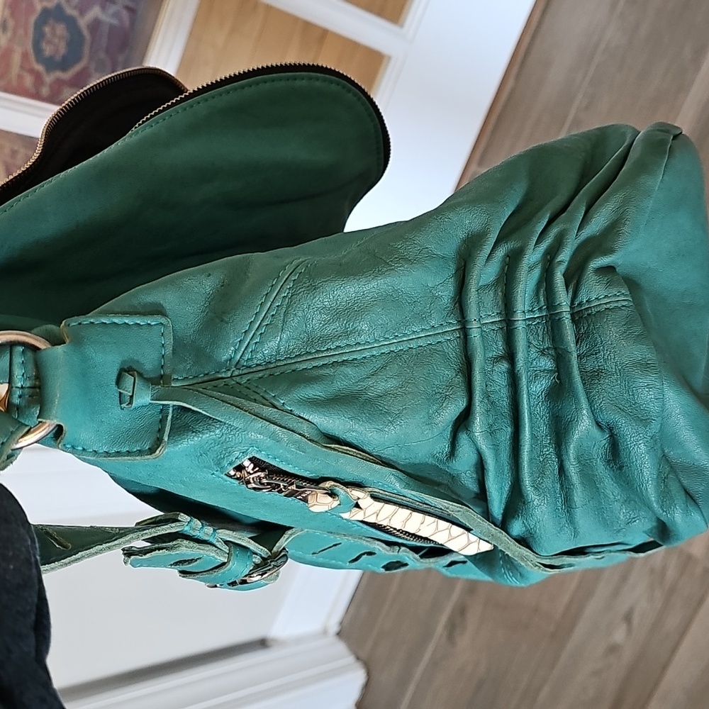 Brand New Tylie Malibu Rare Bag Supple Tourquoise Leather W/ Snake Embossed Flap - Picture 16 of 16
